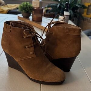 Via Spiga Tan Suede Wedge Boots